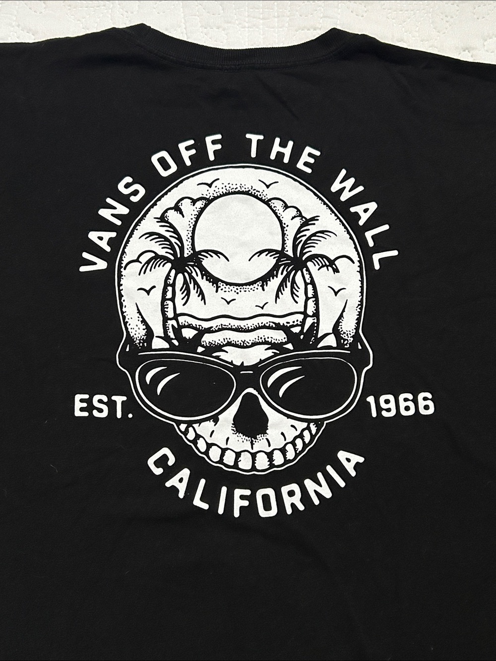 Vans Black Short Sleeve Tee with White Palm Logo Sz: xxl - Classic Fit